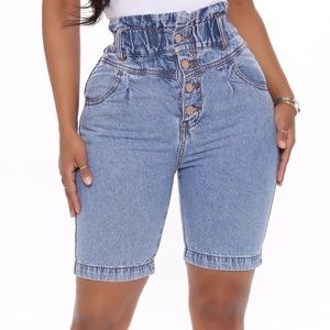 Fashion Nova paper bag shorts
